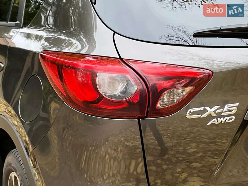 Позашляховик / Кросовер Mazda CX-5 2016 в Києві