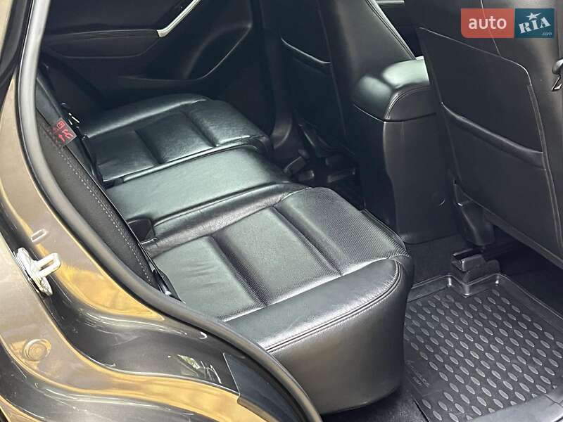 Позашляховик / Кросовер Mazda CX-5 2016 в Києві