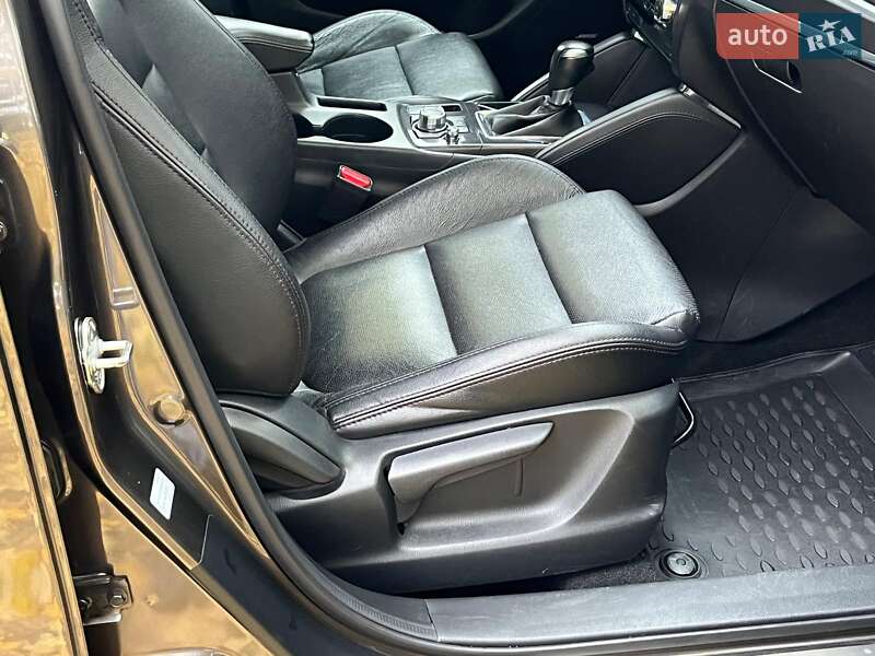 Позашляховик / Кросовер Mazda CX-5 2016 в Києві