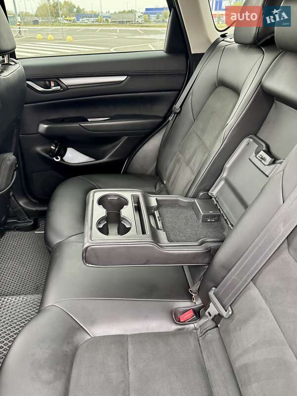 Внедорожник / Кроссовер Mazda CX-5 2017 в Киеве фото 39 Внедорожник / Кроссовер Mazda CX-5 2017 в Киеве