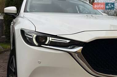 Позашляховик / Кросовер Mazda CX-5 2019 в  фото 3 Позашляховик / Кросовер Mazda CX-5 2019 в