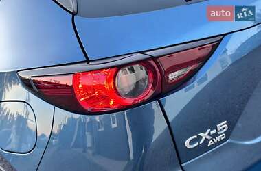 Позашляховик / Кросовер Mazda CX-5 2021 в 