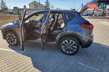 Позашляховик / Кросовер Mazda CX-5 2016 в  фото 2 Позашляховик / Кросовер Mazda CX-5 2016 в