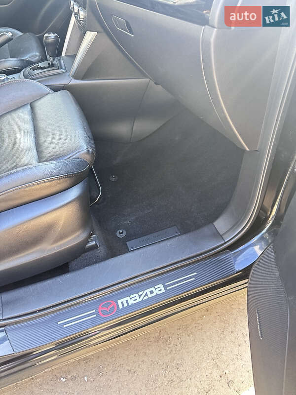 Внедорожник / Кроссовер Mazda CX-5 2013 в Ивано-Франковске фото 7 Внедорожник / Кроссовер Mazda CX-5 2013 в Ивано-Франковске