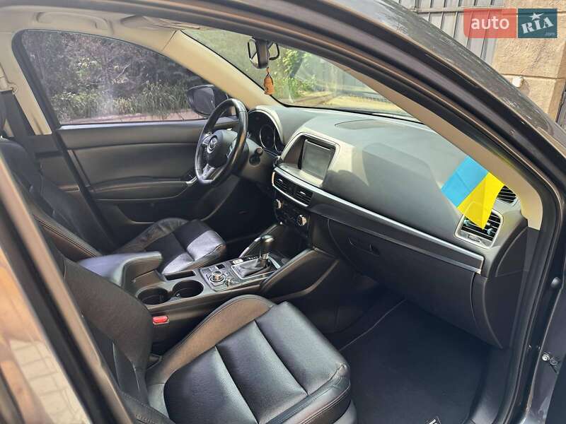 Позашляховик / Кросовер Mazda CX-5 2016 в Києві