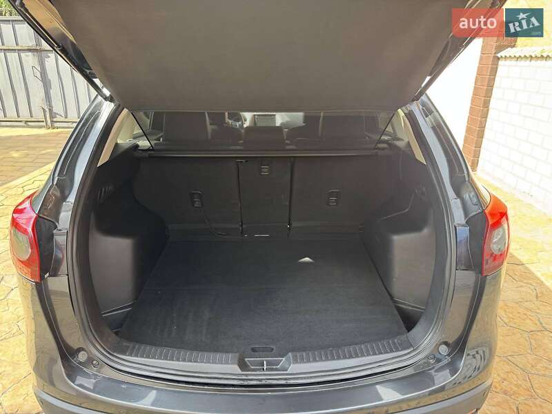 Позашляховик / Кросовер Mazda CX-5 2016 в Києві