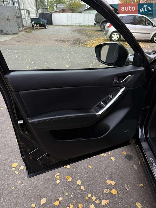 Позашляховик / Кросовер Mazda CX-5 2016 в Чернігові