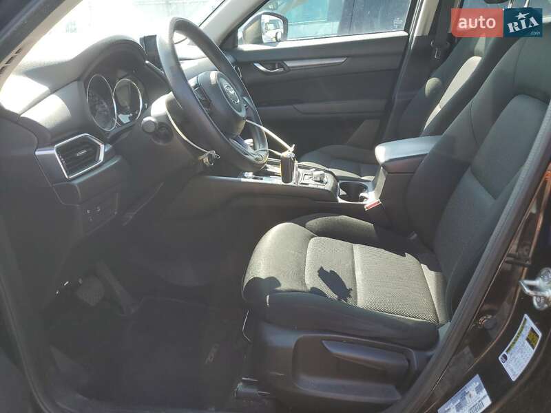 Позашляховик / Кросовер Mazda CX-5 2017 в Полтаві фото 7 Позашляховик / Кросовер Mazda CX-5 2017 в Полтаві