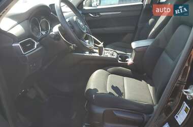 Позашляховик / Кросовер Mazda CX-5 2017 в  фото 7 Позашляховик / Кросовер Mazda CX-5 2017 в