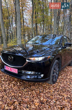 Позашляховик / Кросовер Mazda CX-5 2017 в Львові