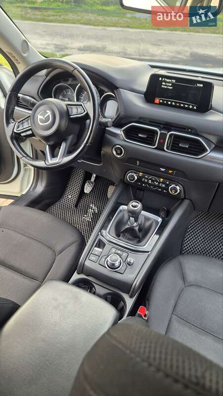 Внедорожник / Кроссовер Mazda CX-5 2017 в Львове фото 7 Внедорожник / Кроссовер Mazda CX-5 2017 в Львове
