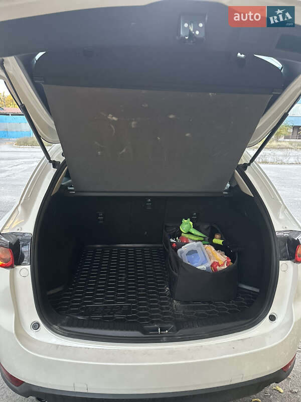 Позашляховик / Кросовер Mazda CX-5 2020 в Дніпрі фото 5 Позашляховик / Кросовер Mazda CX-5 2020 в Дніпрі