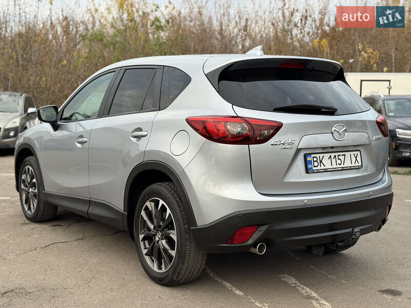 Внедорожник / Кроссовер Mazda CX-5 2016 в Дубно