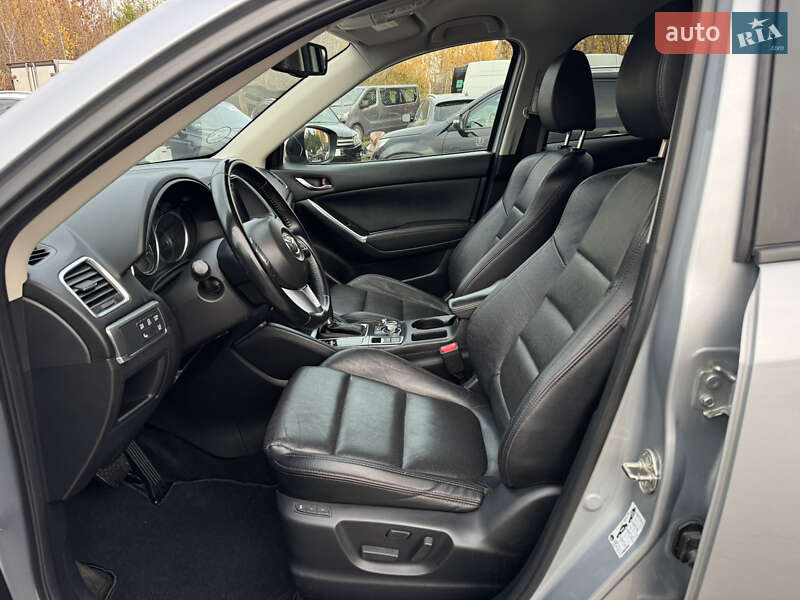 Внедорожник / Кроссовер Mazda CX-5 2016 в Дубно