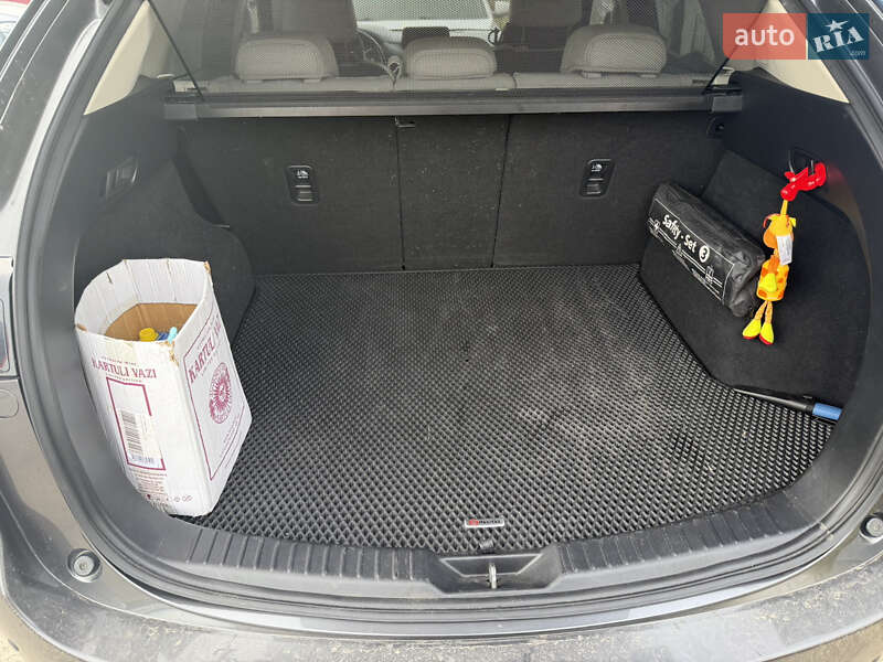 Позашляховик / Кросовер Mazda CX-5 2018 в Києві фото 12 Позашляховик / Кросовер Mazda CX-5 2018 в Києві