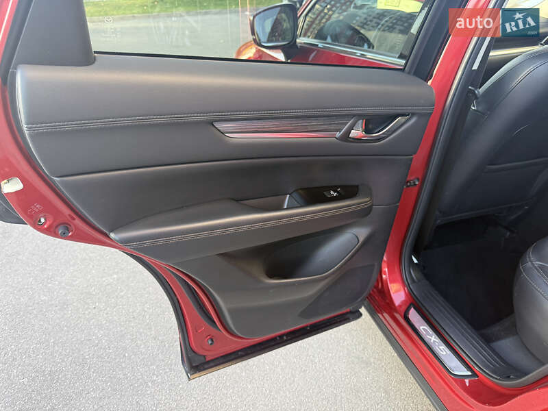 Позашляховик / Кросовер Mazda CX-5 2018 в Києві фото 37 Позашляховик / Кросовер Mazda CX-5 2018 в Києві