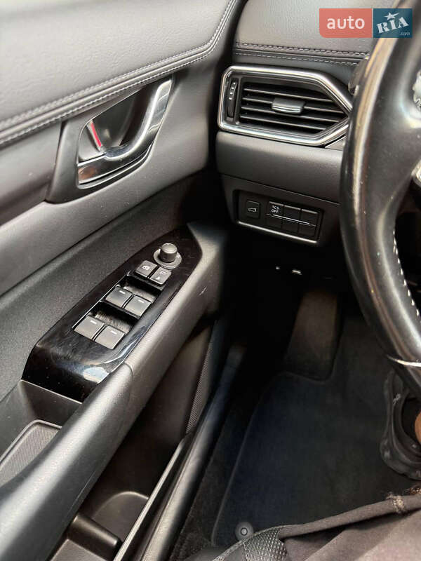 Позашляховик / Кросовер Mazda CX-5 2017 в Києві