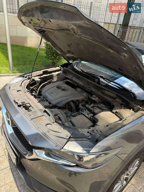 Позашляховик / Кросовер Mazda CX-5 2017 в Києві