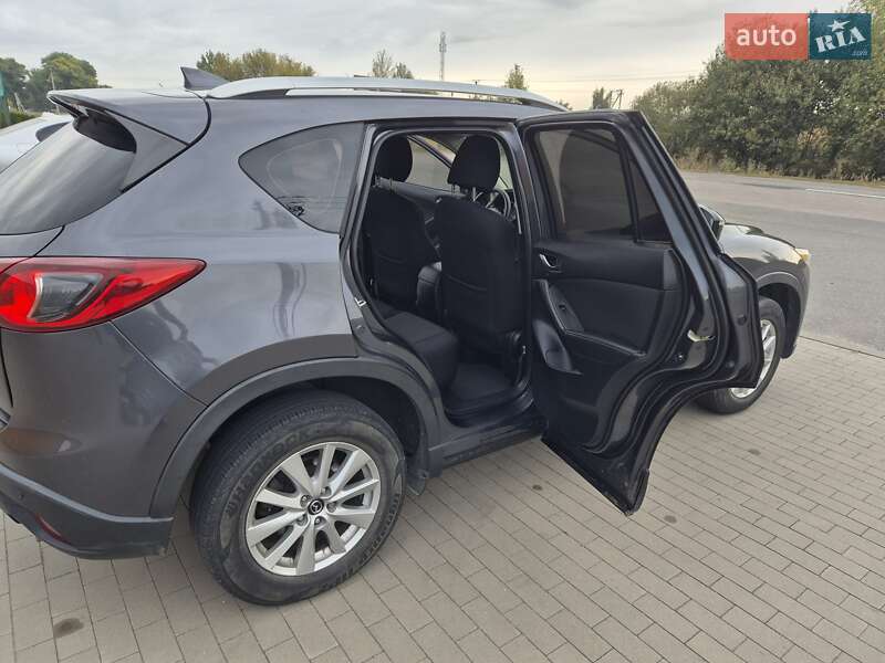 Позашляховик / Кросовер Mazda CX-5 2015 в Києві