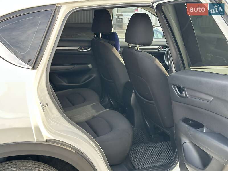 Позашляховик / Кросовер Mazda CX-5 2017 в Києві фото 30 Позашляховик / Кросовер Mazda CX-5 2017 в Києві
