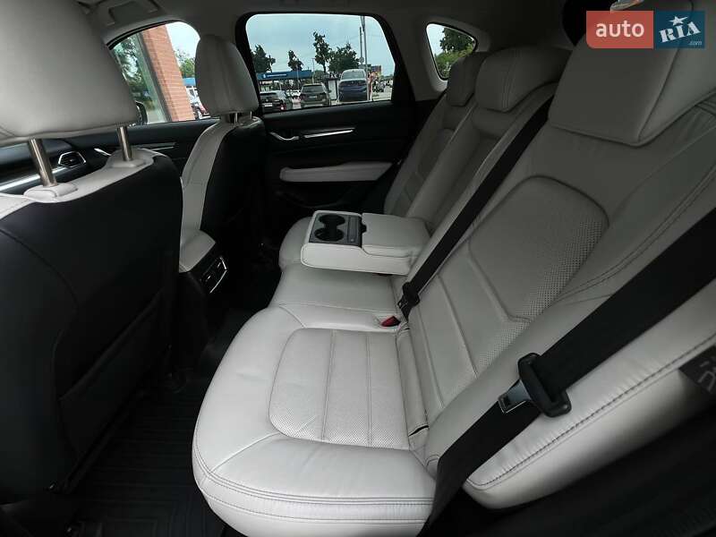 Позашляховик / Кросовер Mazda CX-5 2018 в Києві фото 46 Позашляховик / Кросовер Mazda CX-5 2018 в Києві