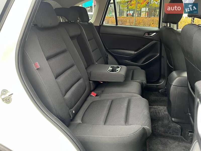 Позашляховик / Кросовер Mazda CX-5 2015 в Києві