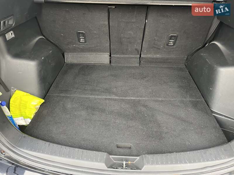 Позашляховик / Кросовер Mazda CX-5 2015 в Золочеві