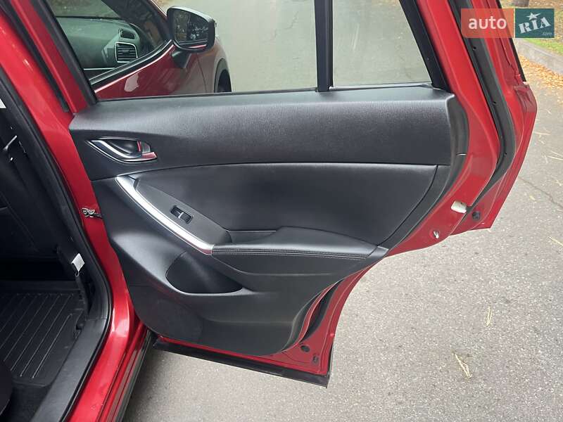 Позашляховик / Кросовер Mazda CX-5 2016 в Дніпрі