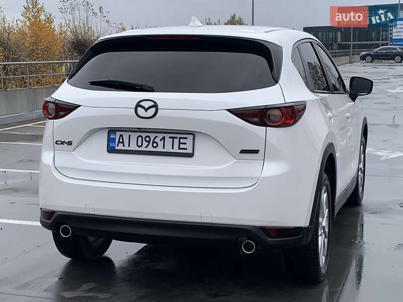 Внедорожник / Кроссовер Mazda CX-5 2017 в Киеве