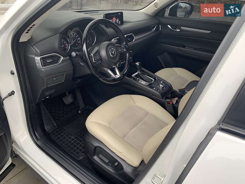Внедорожник / Кроссовер Mazda CX-5 2017 в Киеве