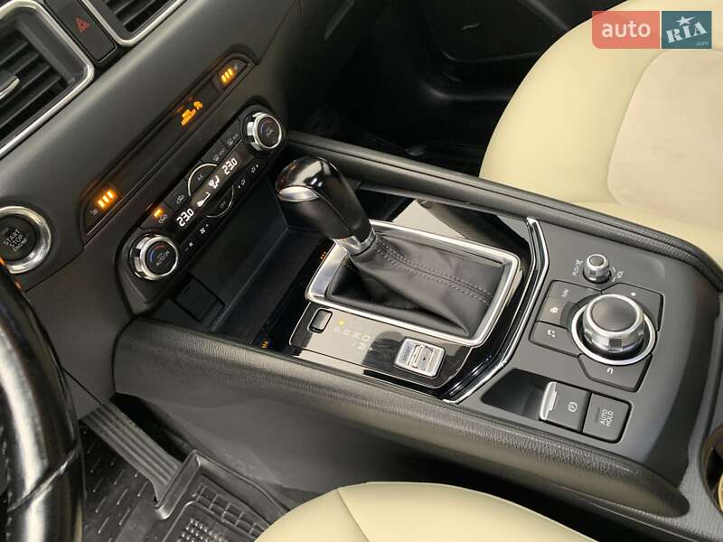 Внедорожник / Кроссовер Mazda CX-5 2017 в Киеве