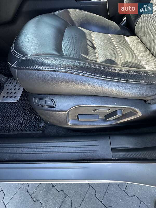 Позашляховик / Кросовер Mazda CX-5 2018 в Вишгороді фото 16 Позашляховик / Кросовер Mazda CX-5 2018 в Вишгороді