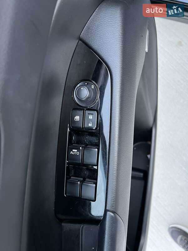 Позашляховик / Кросовер Mazda CX-5 2017 в Луцьку