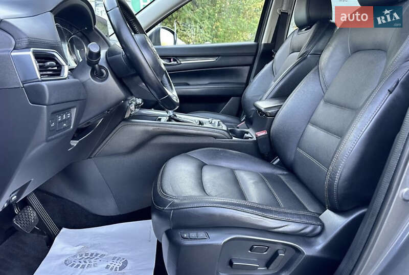 Позашляховик / Кросовер Mazda CX-5 2017 в Миколаєві