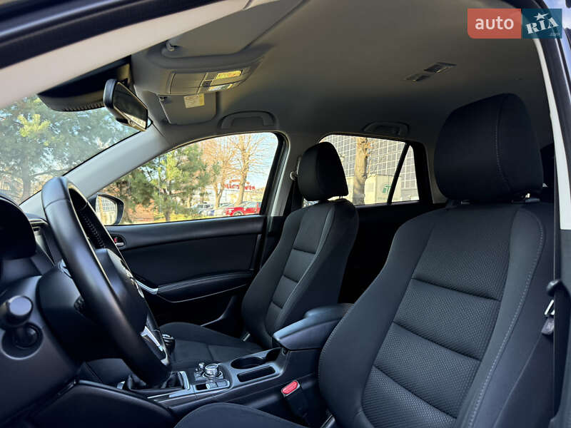 Позашляховик / Кросовер Mazda CX-5 2015 в Луцьку