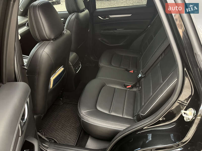 Позашляховик / Кросовер Mazda CX-5 2023 в Новомосковську