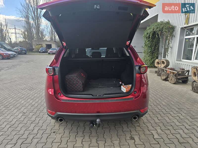 Позашляховик / Кросовер Mazda CX-5 2017 в Кривому Розі фото 16 Позашляховик / Кросовер Mazda CX-5 2017 в Кривому Розі