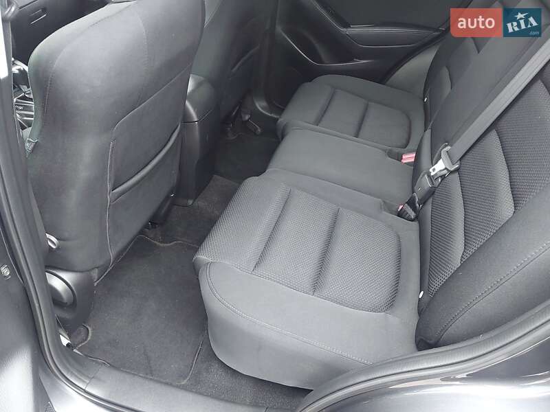 Внедорожник / Кроссовер Mazda CX-5 2015 в Новоархангельске