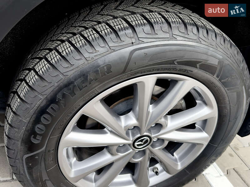 Внедорожник / Кроссовер Mazda CX-5 2022 в Киеве