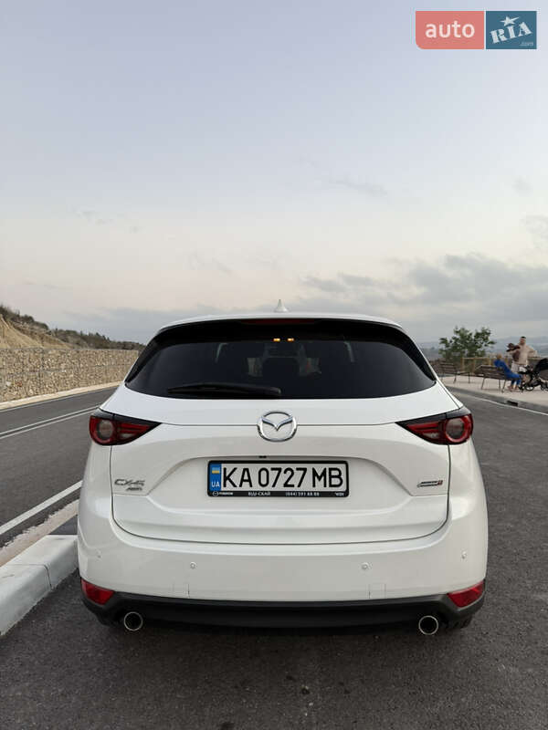 Позашляховик / Кросовер Mazda CX-5 2017 в Києві