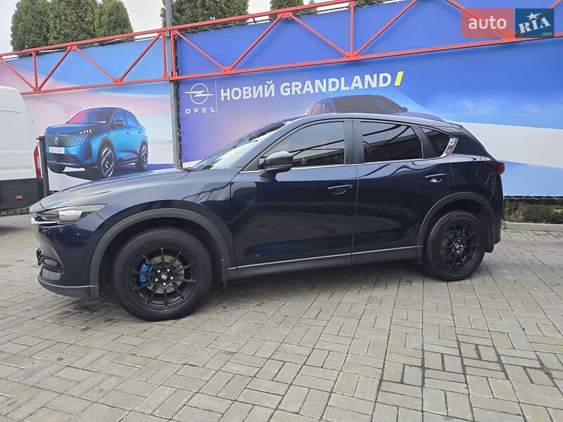 Позашляховик / Кросовер Mazda CX-5 2017 в Черкасах фото 4 Позашляховик / Кросовер Mazda CX-5 2017 в Черкасах