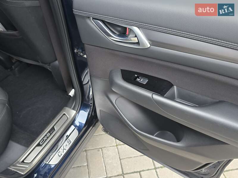 Позашляховик / Кросовер Mazda CX-5 2017 в Черкасах фото 42 Позашляховик / Кросовер Mazda CX-5 2017 в Черкасах