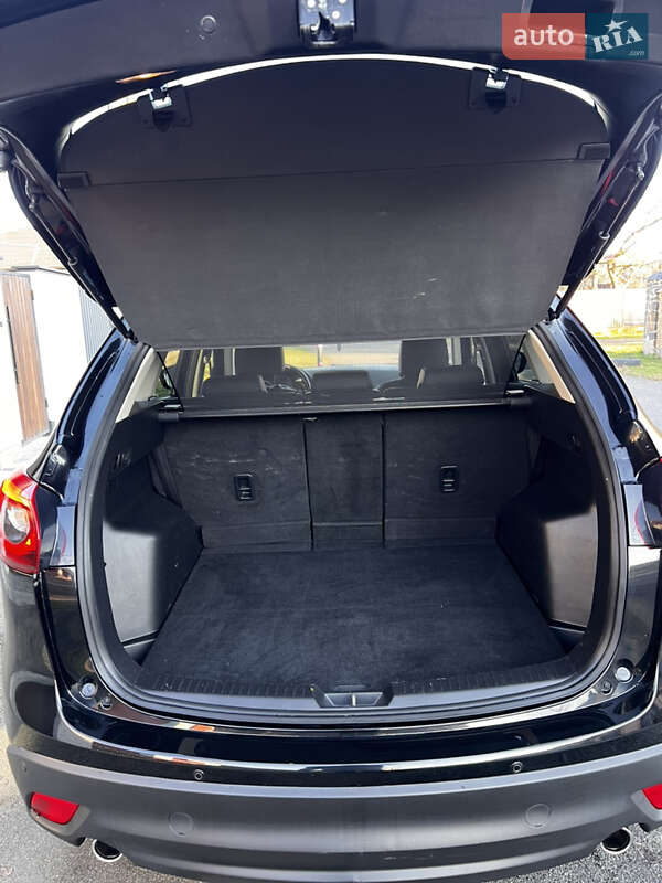 Внедорожник / Кроссовер Mazda CX-5 2016 в Луцке