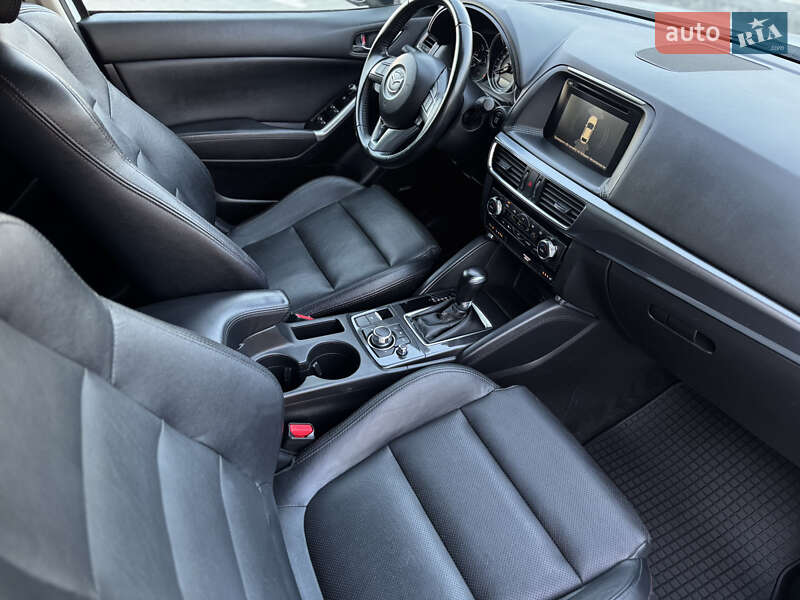 Позашляховик / Кросовер Mazda CX-5 2015 в Луцьку