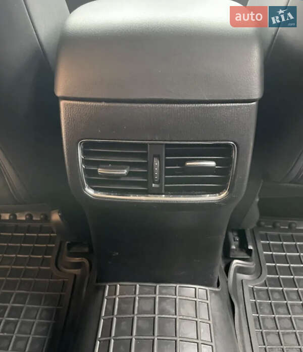 Внедорожник / Кроссовер Mazda CX-5 2019 в Воловце