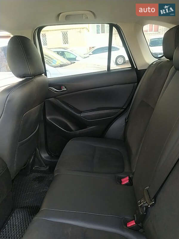 Внедорожник / Кроссовер Mazda CX-5 2015 в Дрогобыче