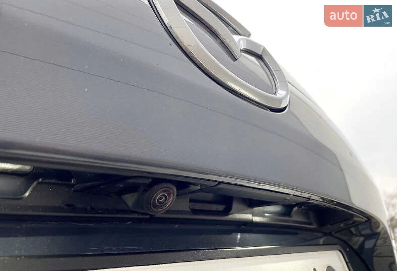 Авто ідеальне для сімейних поїздок,з мінімальними пошкодженнями