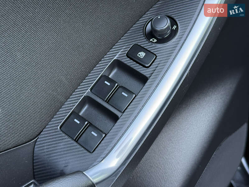 Позашляховик / Кросовер Mazda CX-5 2015 в Рівному фото 34 Позашляховик / Кросовер Mazda CX-5 2015 в Рівному