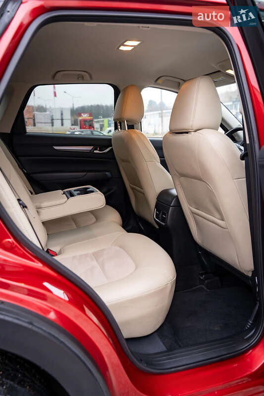 Внедорожник / Кроссовер Mazda CX-5 2017 в Киеве