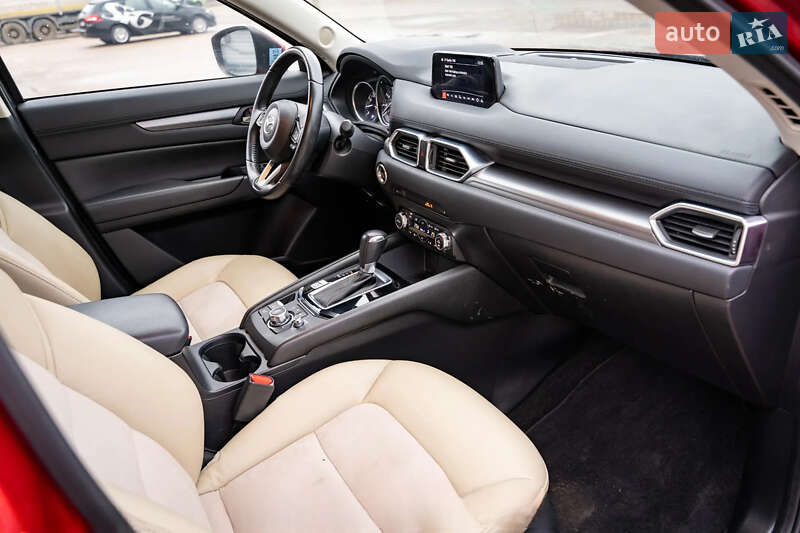 Внедорожник / Кроссовер Mazda CX-5 2017 в Киеве
